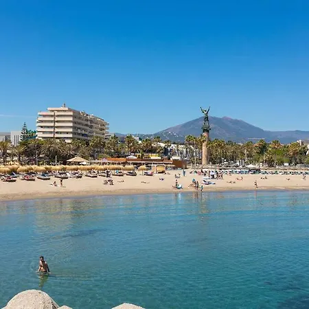 Luxurious In Marina Banus, Puerto Banus Apartment Marbella