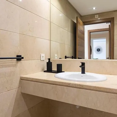 Luxurious In Marina Banus, Puerto Banus